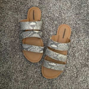 Crocodile Snake Print Textured Summer Strappy Sandals